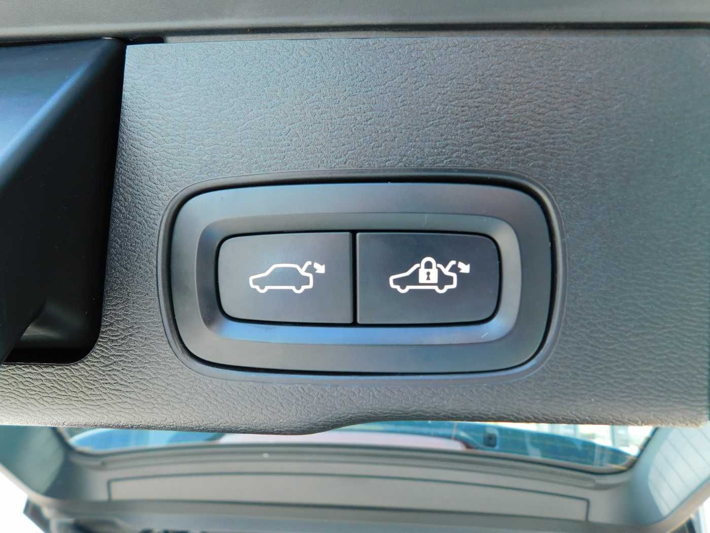 Fahrzeugabbildung Volvo XC60 T6 AWD Recharge Inscription Expression