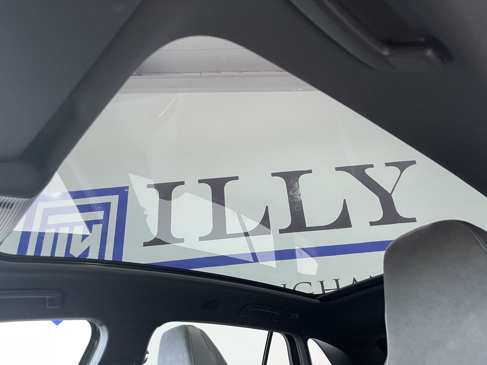 Fahrzeugabbildung Volkswagen ID.4 Pro Performance*LED-Matrix*Pano*Cam*HeadUp*