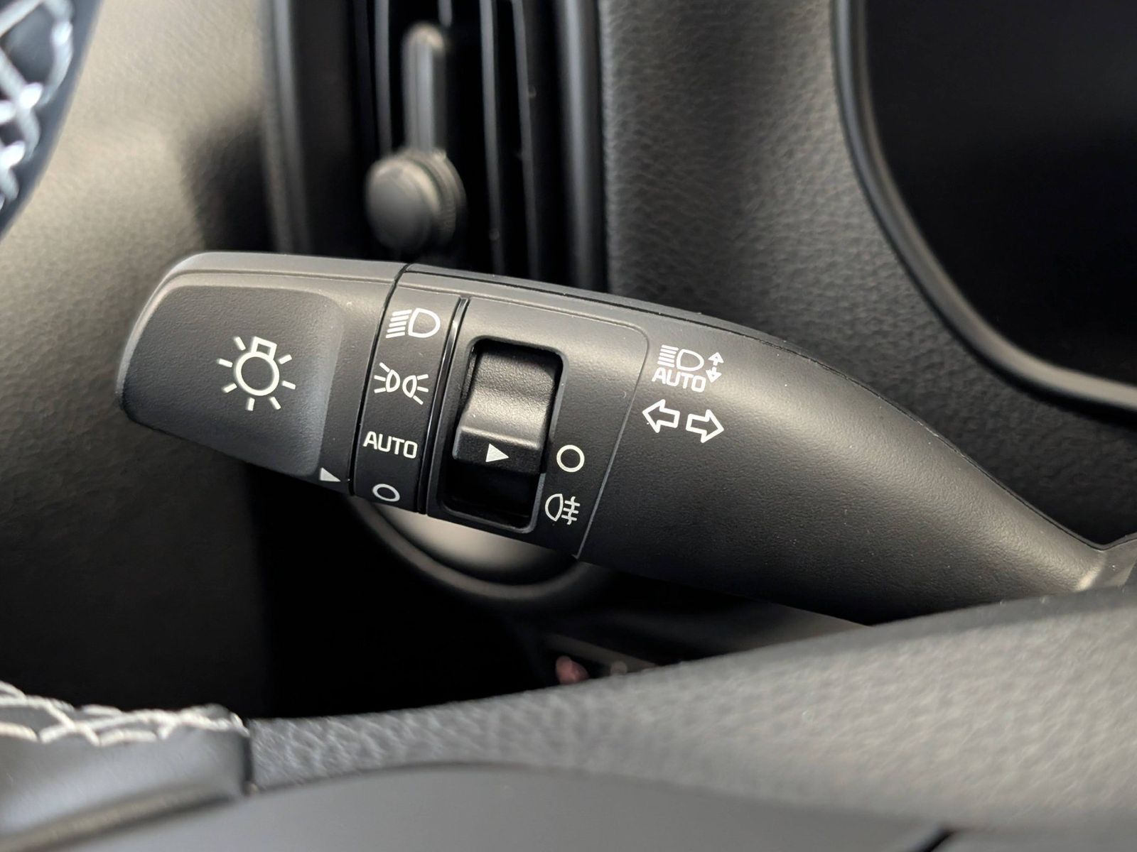 KIA Picanto 1.0 GDI MT Vision Kamera Navi – Bild 29