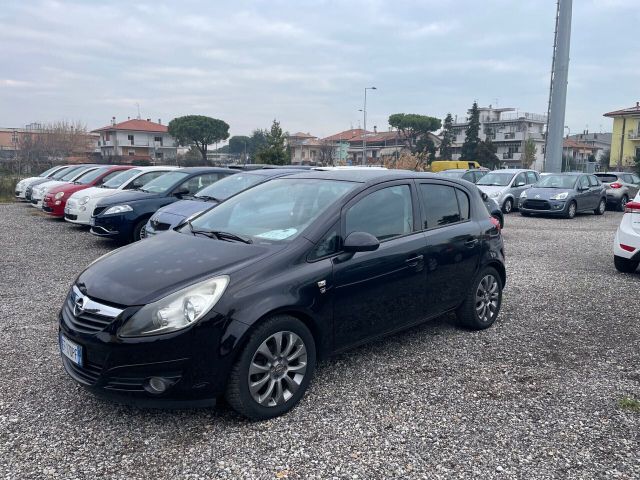 Opel Corsa 1.2 5 porte Cosmo