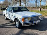 Mercedes-Benz 230 CE W123 Coupe