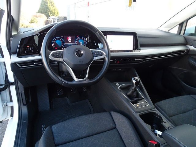 Golf 1. 5 TSI Life - Navi / Standheizung