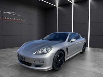 Porsche Panamera - 1