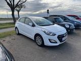 Hyundai i30 blue Trend,KAMERA,PDC,NAVI, - Hyundai i30 Gebrauchtwagen in Leipzig