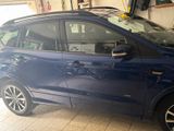 Ford Kuga in der Farbe blau - Ford Kuga: For