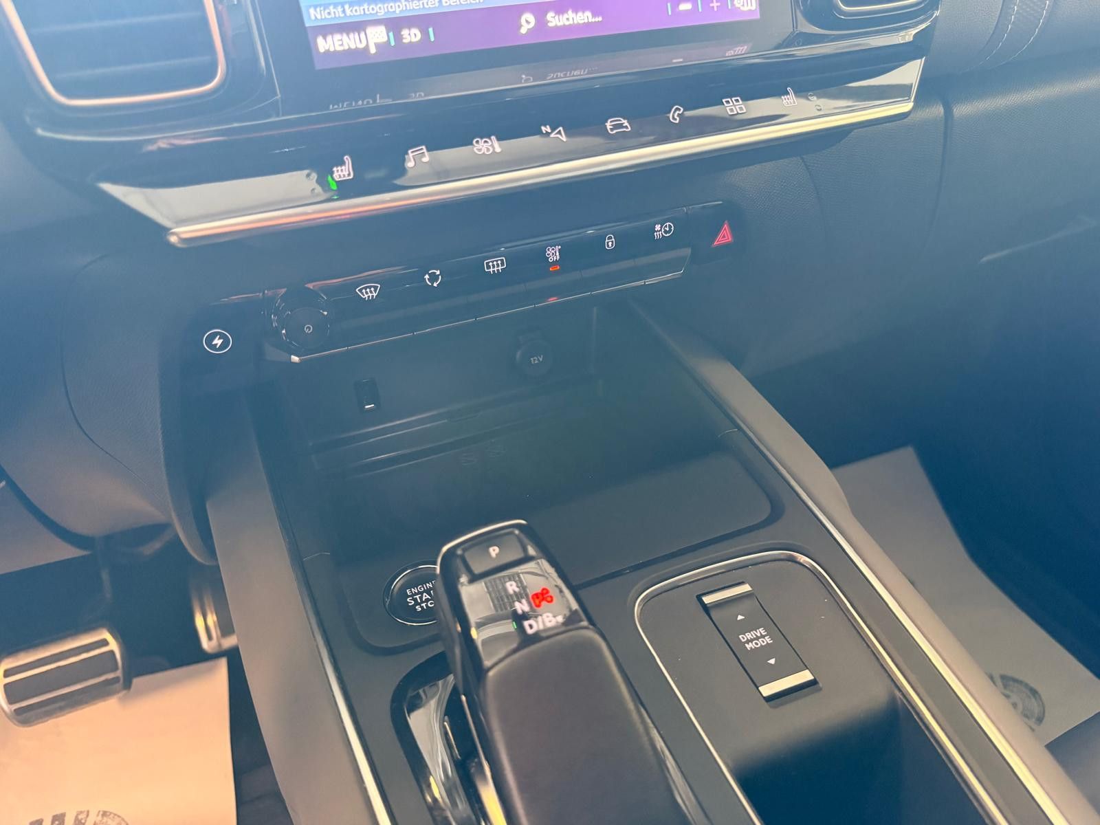 Fahrzeugabbildung Citroën C5 Aircross Hybrid/PANORAMA/LEDER/NAVI/KAMERA