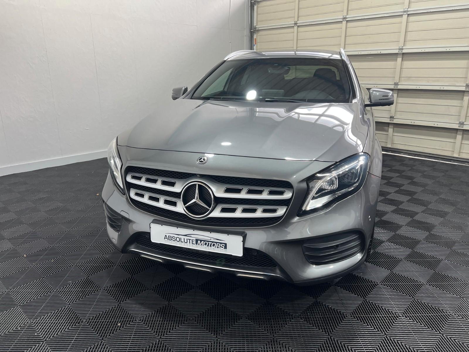 Mercedes-Benz GLA 220 AMG-Line 4Matic *RFK*SHZ*5Jahre Garantie