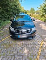 Toyota Avensis 1.8 Benzin-Baujahr 2015 141... - Toyota Avensis Gebrauchtwagen in Bremen