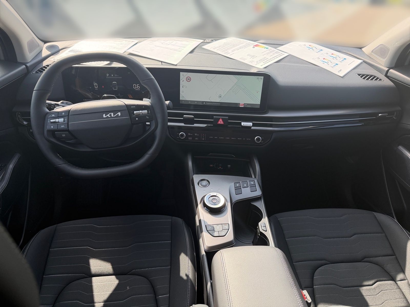 Fahrzeugabbildung Kia SPORTAGE 1.6T 2WD DCT Vision KOM Facelift