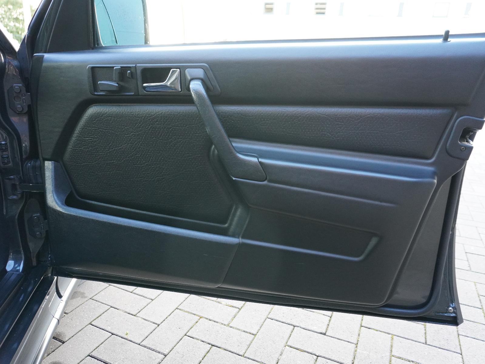 Mercedes-Benz 190 E 2,3 16 V