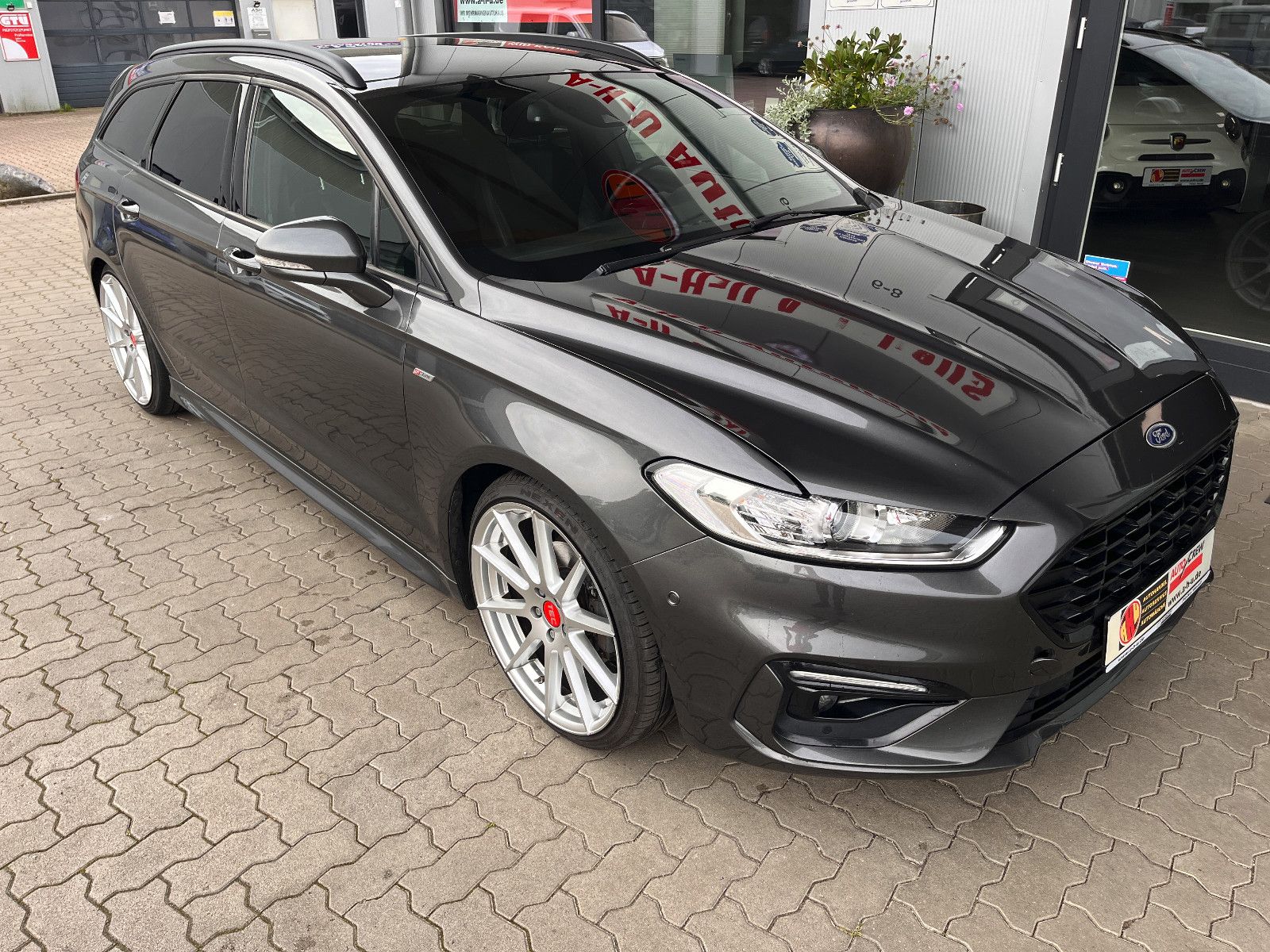 Fahrzeugabbildung Ford Mondeo Turnier ST-Line