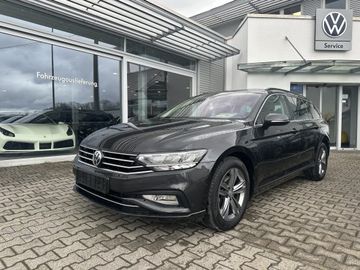 Volkswagen Passat Variant - 1