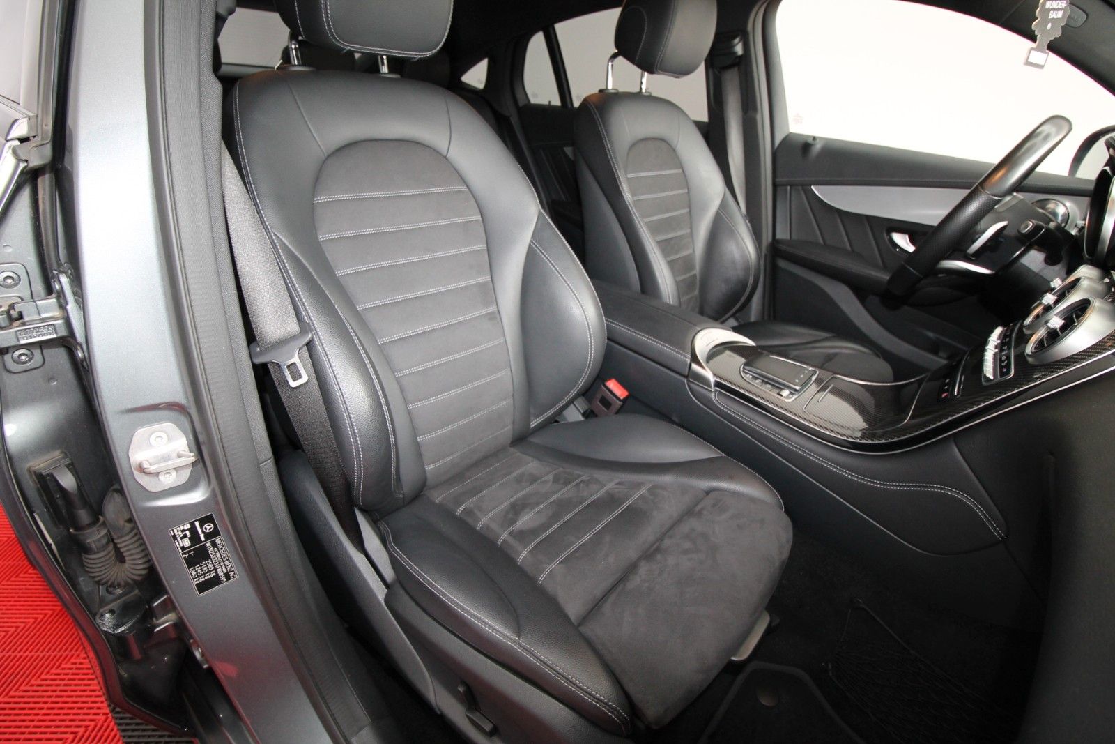 Mercedes-Benz GLC 400d Coupe 4Matic AMG-Line Burmester foto 9