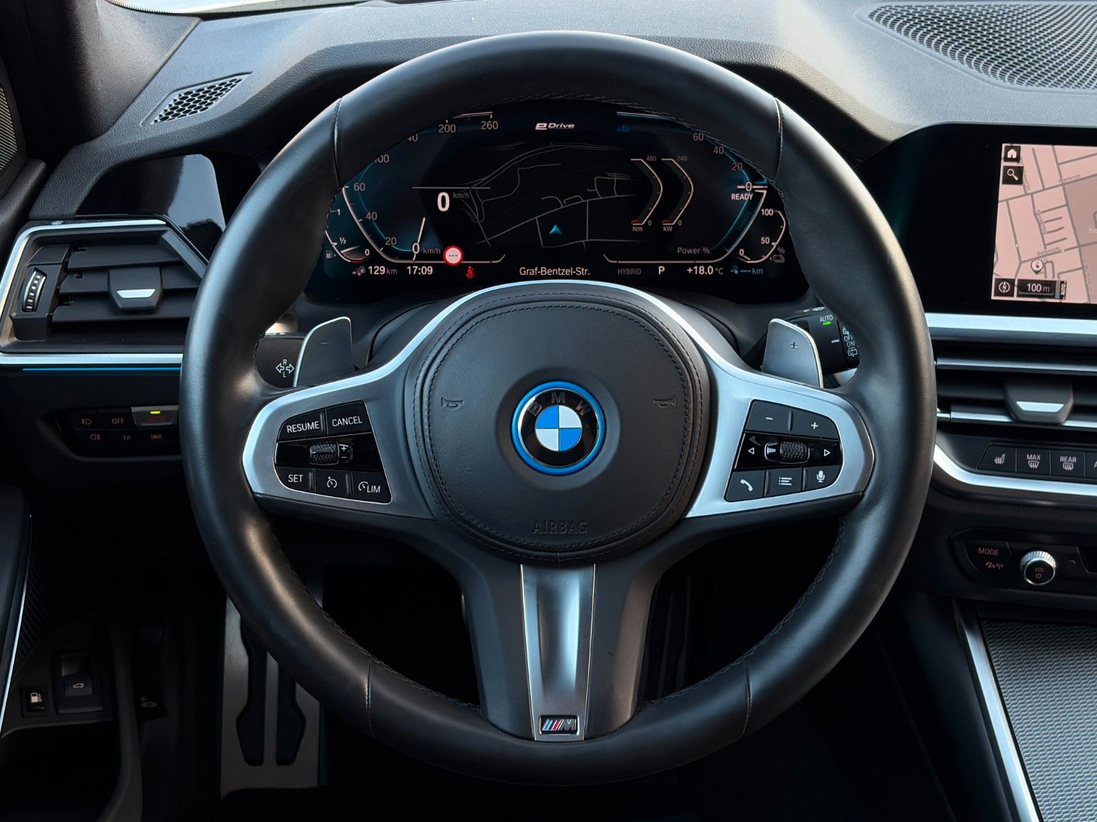 Fahrzeugabbildung BMW 320e G21 Touring M Sport Galvanik Akustik HiFi