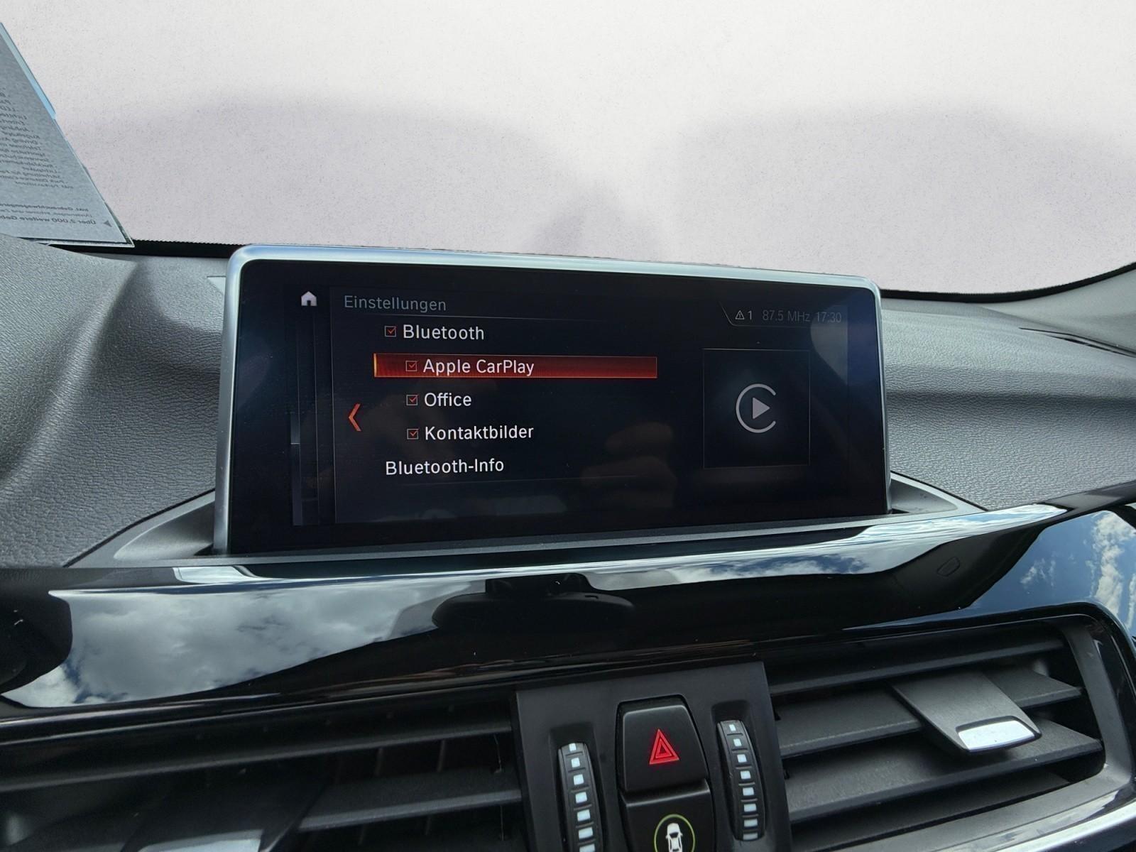 BMW X1 sDrive18d Advantage Aut. Panorama AHK Rückfah, миниатюра 17