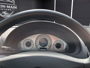 Mercedes E 280 - 11