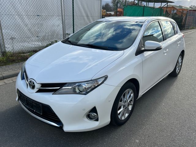 Toyota Auris Limousine Klimaautomatik Rückfahrkamera