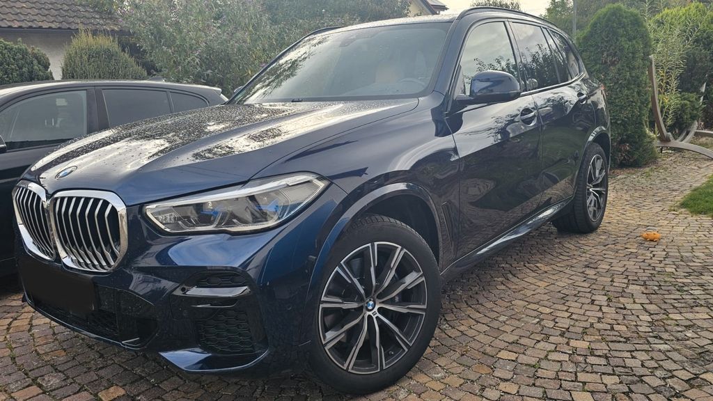 Image of BMW X5