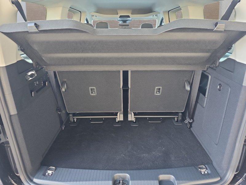 Volkswagen Caddy Maxi 1,5TSI DSG aAHK/7-Sitzer/Kamera/ACC/S