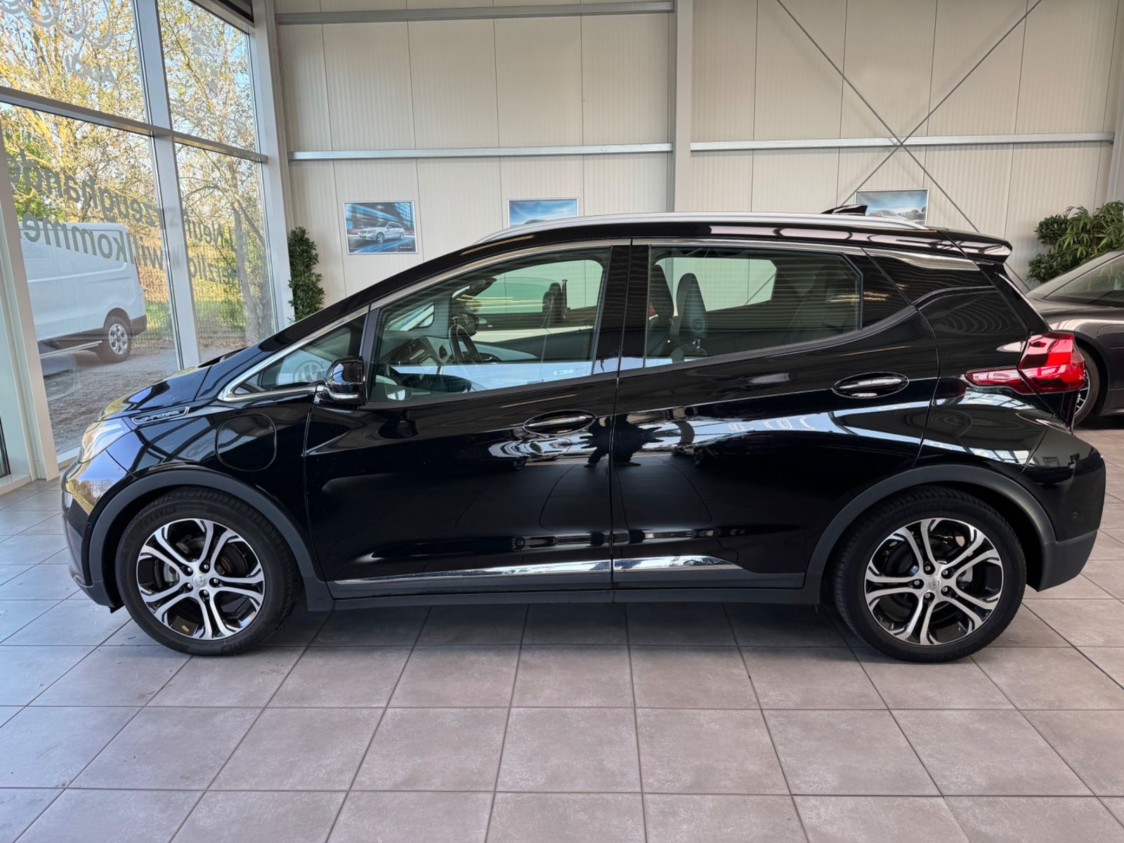 Fahrzeugabbildung Opel Ampera-e Ampera -e Executive 60 KWH/NEU BATTERIE