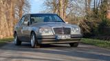 Mercedes-Benz 220E Automatik Schiebedach  - Mercedes-Benz 220 aus 1992