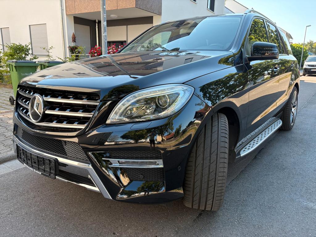 Mercedes-Benz ML 500