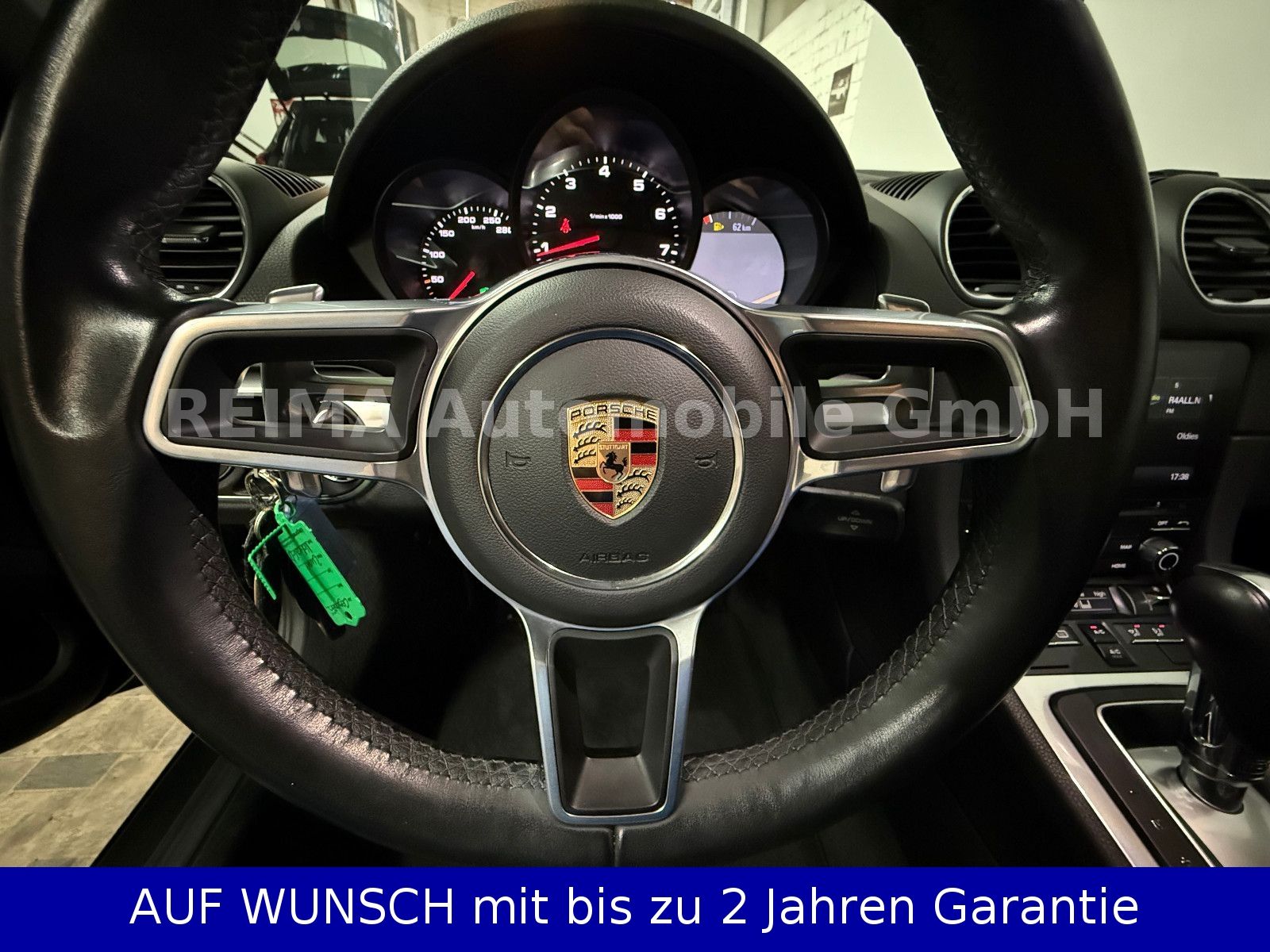 Fahrzeugabbildung Porsche Cayman 718 , LED, Kein USA Import