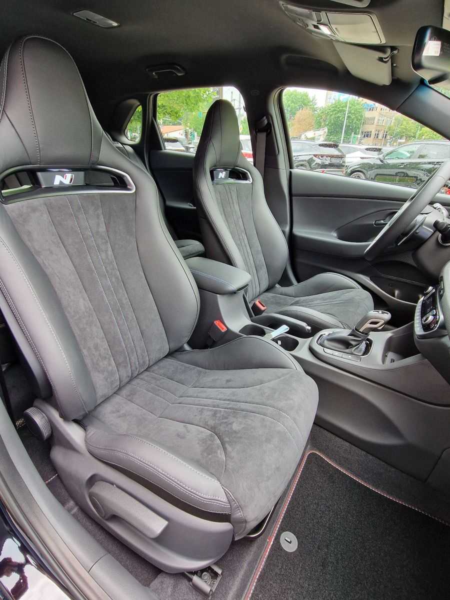 Fahrzeugabbildung Hyundai i30 2.0 T-GDI N Perf. 8-DCT NAVI N-Schalensitze