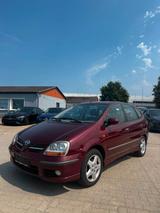 Nissan Almera Tino 1,8 I - Nissan Almera Tino: 1.8