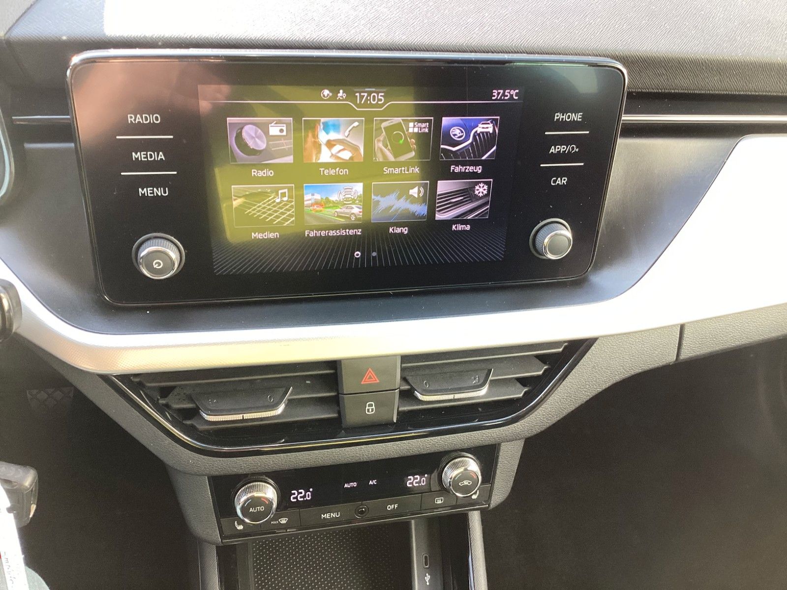 Fahrzeugabbildung SKODA Scala Drive 125 1.0TSI 85 KW