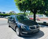 Skoda Octavia Combi Soleil *Navi, ACC, Induktionsl,* - Skoda Octavia: Kombi