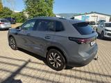 Volkswagen Tiguan 1.5 eTSI DSG Anniversary LED*PANO*AHK*GV5 - VW Tiguan Gebrauchtwagen