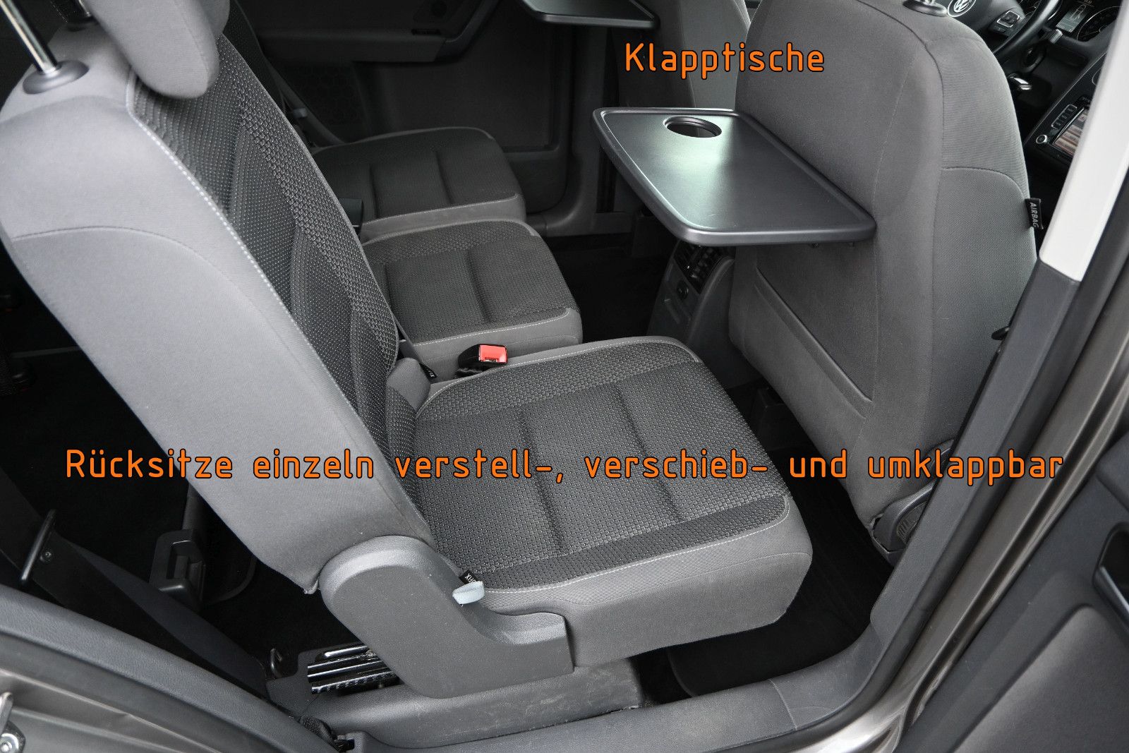 Fahrzeugabbildung Volkswagen Touran 1.6 TDI Comfortline °7-SITZE°KAMERA°02.28