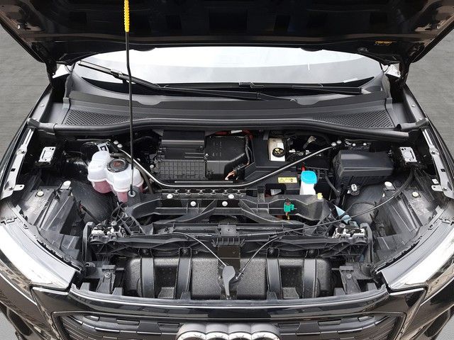 Fahrzeugabbildung Audi Q4 e-tron S line 40 Navi Pano eleHeck Kamera