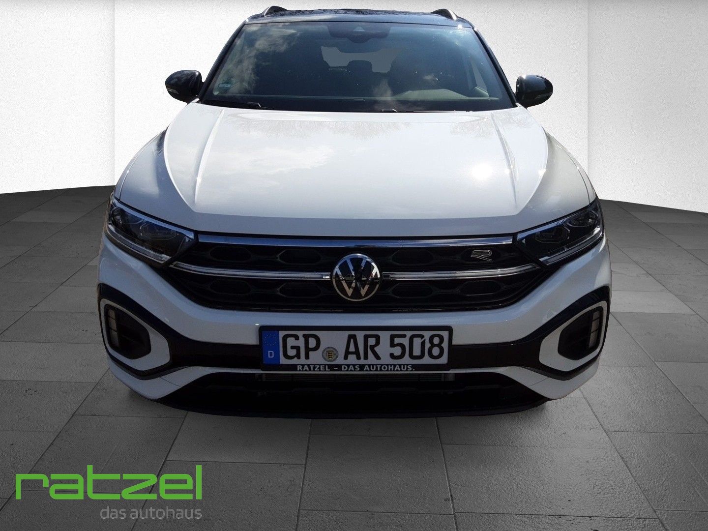 Fahrzeugabbildung Volkswagen T-Roc R-Line 1.5TSI DSG AHK+LED+Kamera+PDC+ACC
