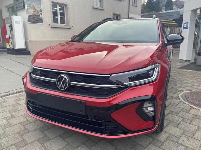 Volkswagen Taigo1.5 TSI DSG R-Line AHK 18Z Navi Side Pano