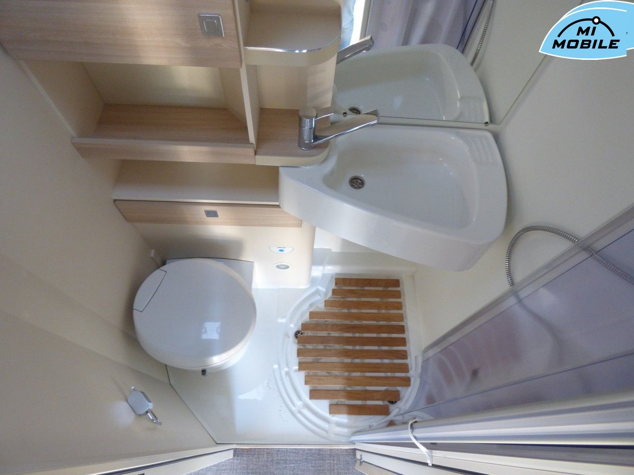 Fahrzeugabbildung Eura Mobil Activa ONE 650 HS *SCHAUSONNTAG 11-16 Uhr*