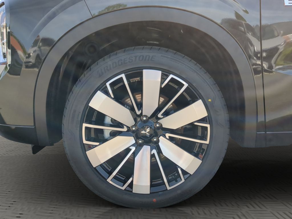 Fahrzeugabbildung Mitsubishi Outlander Top 2.4 PHEV AWD