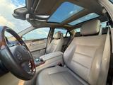 Mercedes-Benz E 500 4M V8-BITURBO AMG DESIGNO PANO MASSAGE TV! - mit Benzin-Antrieb: Schwarz, Tv