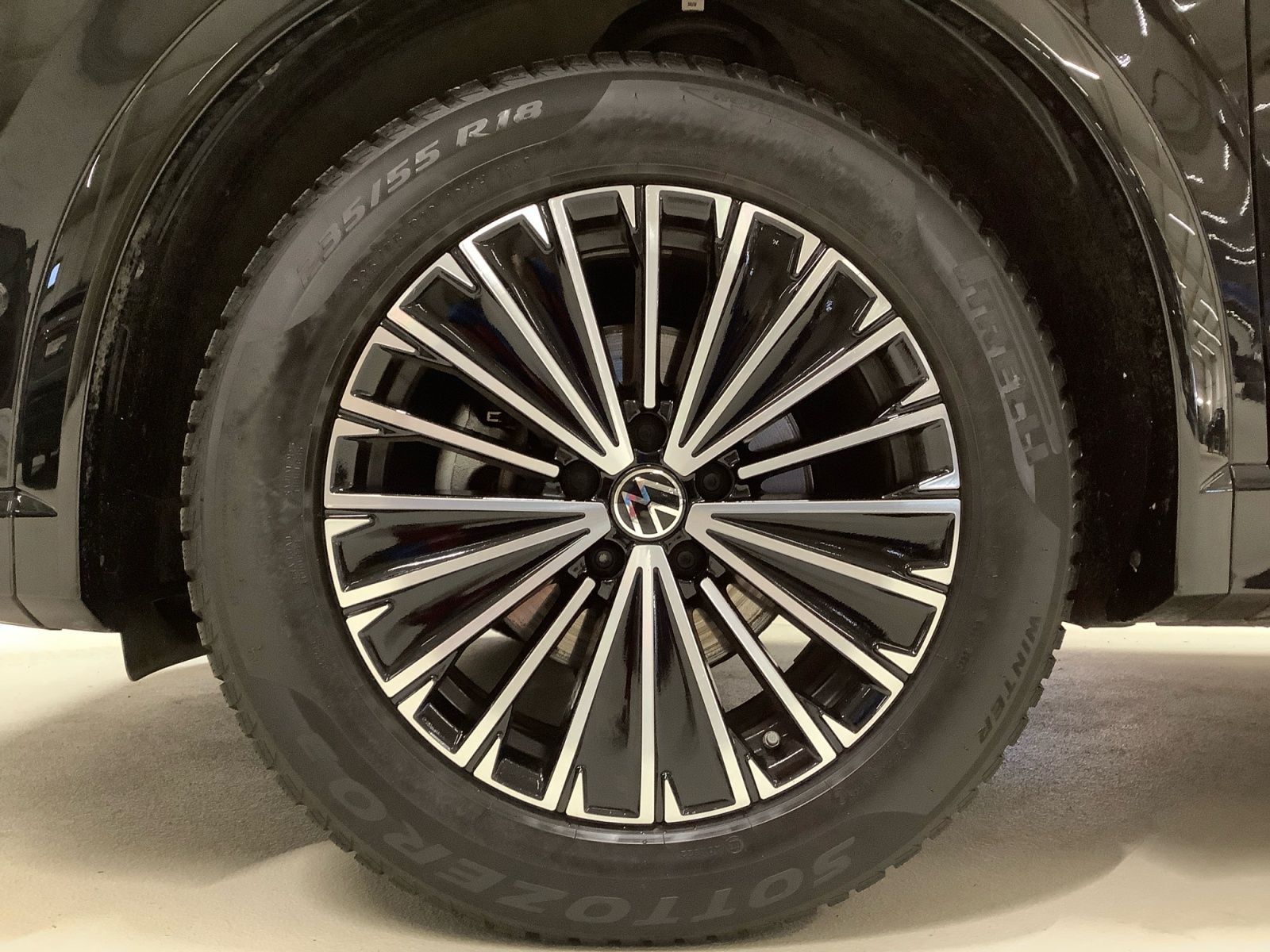 Tiguan R-Line 1,5 eTSI 110 kW Matrix, Standheiz