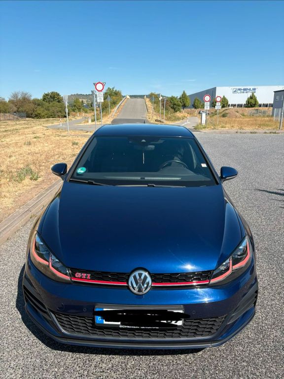 Image of Volkswagen Golf