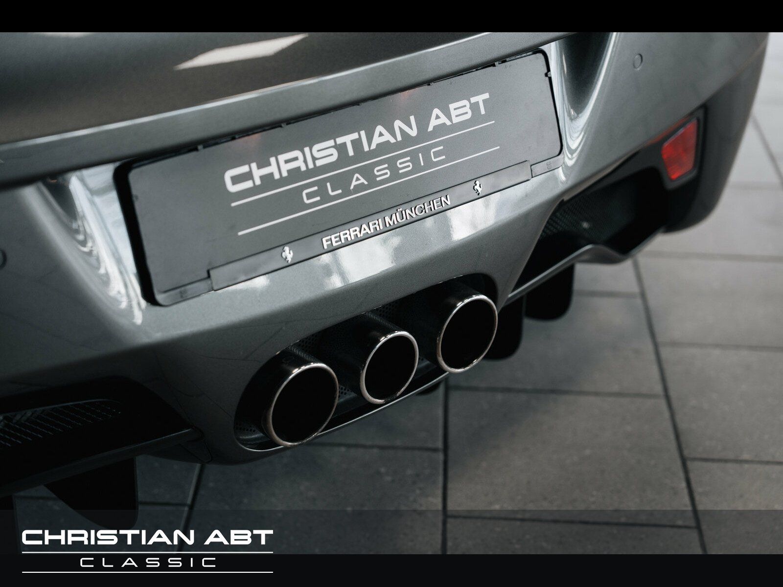 Fahrzeugabbildung Ferrari 458 Spider Lift Daytona Carbon Power15