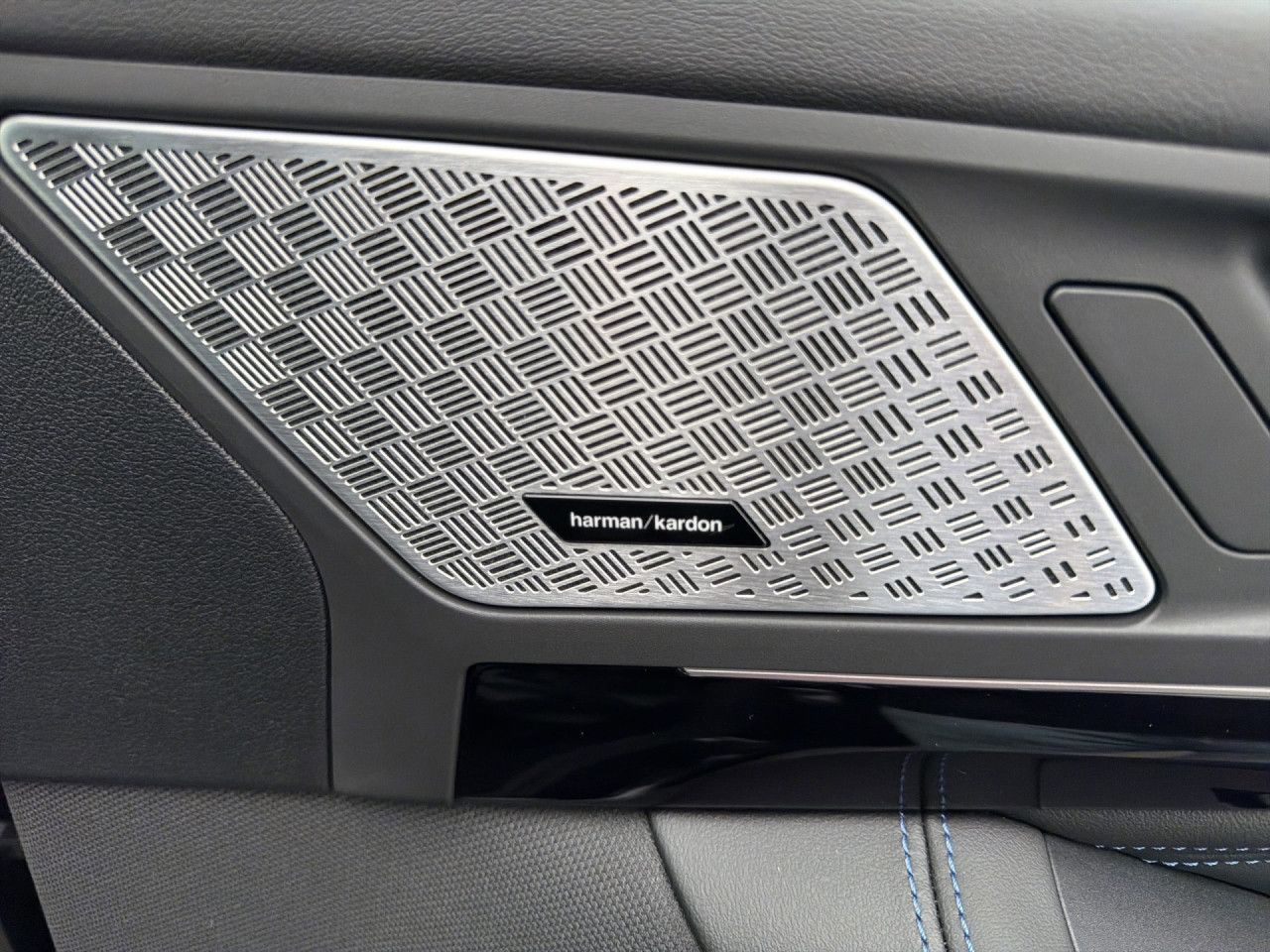 BMW 218 Active Tourer - Bild 19