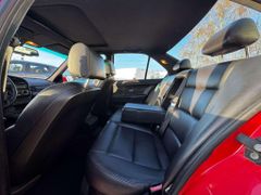 Fahrzeugabbildung BMW M3 Limousine Schiebedach Volleder