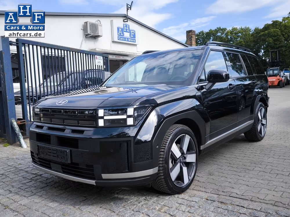 Hyundai Santa Fe 1.6 Plug-In 4WD 7 SITZER Blackline MEM