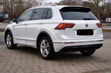 Volkswagen R-Line.2.0TSI.DSG.Allrad.Highline.PANO.360.Keyle - Volkswagen Tiguan: 3.0