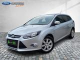 Ford Focus Turnier Titanium Navi City Stop 2xPDC SHZ - Ford Focus aus 2011: ST