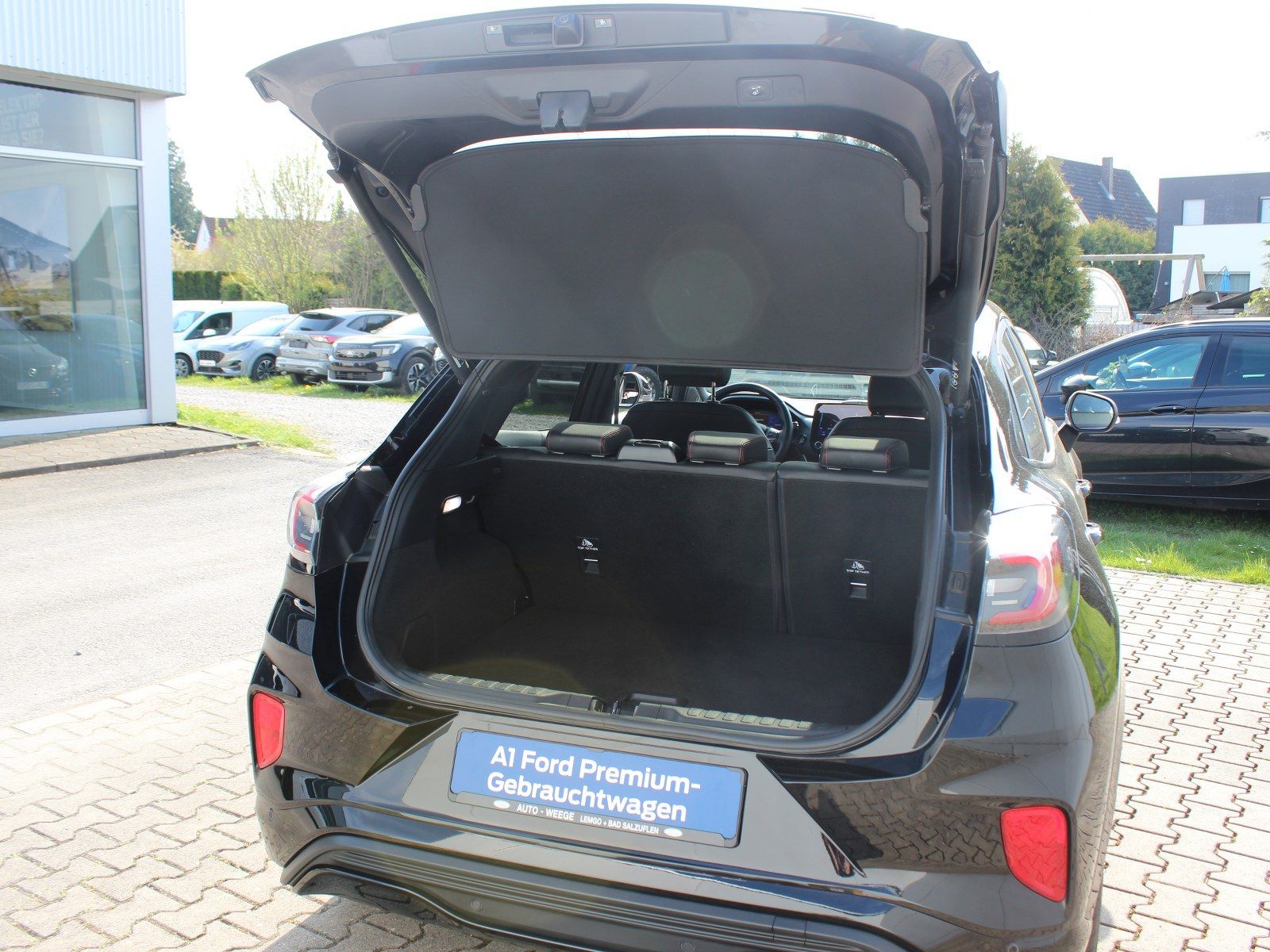 Fahrzeugabbildung Ford Puma ST-Line X 1,0 EcoBoost Mild Hybrid