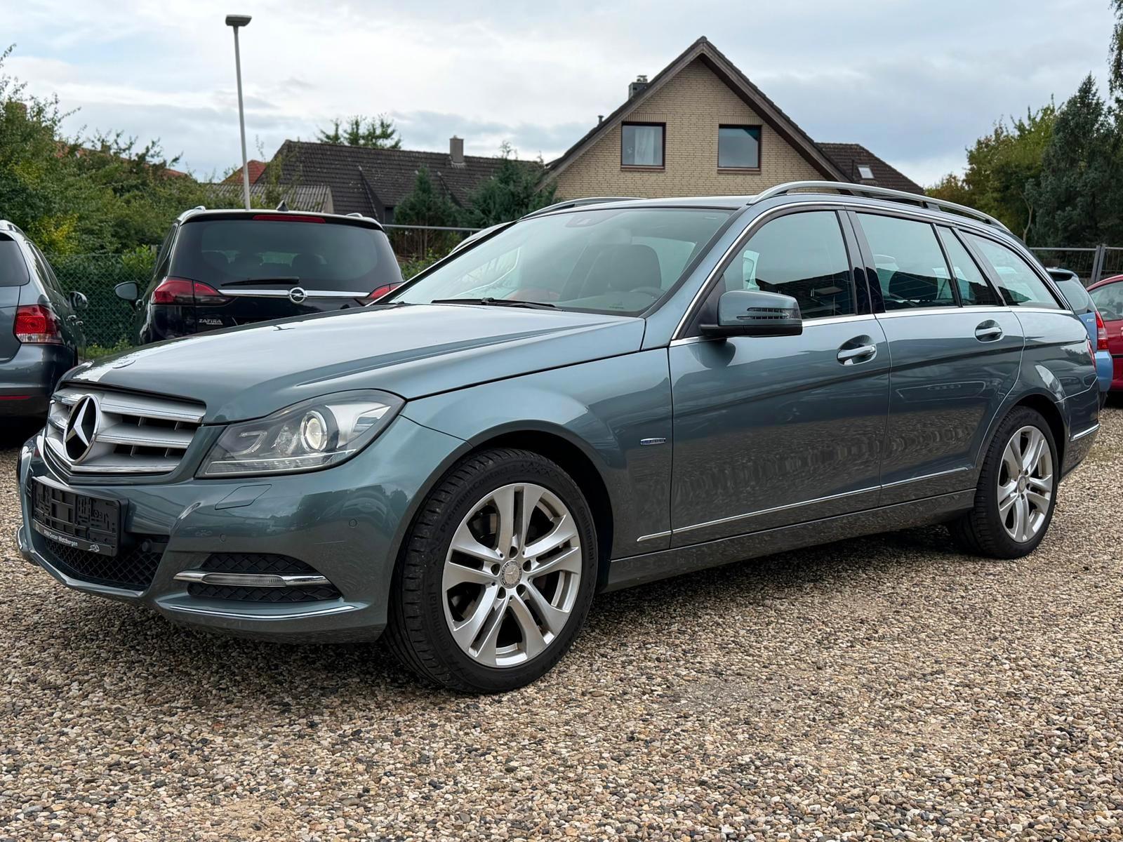 Mercedes-Benz C220 CDI T Avantgarde Xenon AHK S.Dach S.Heft