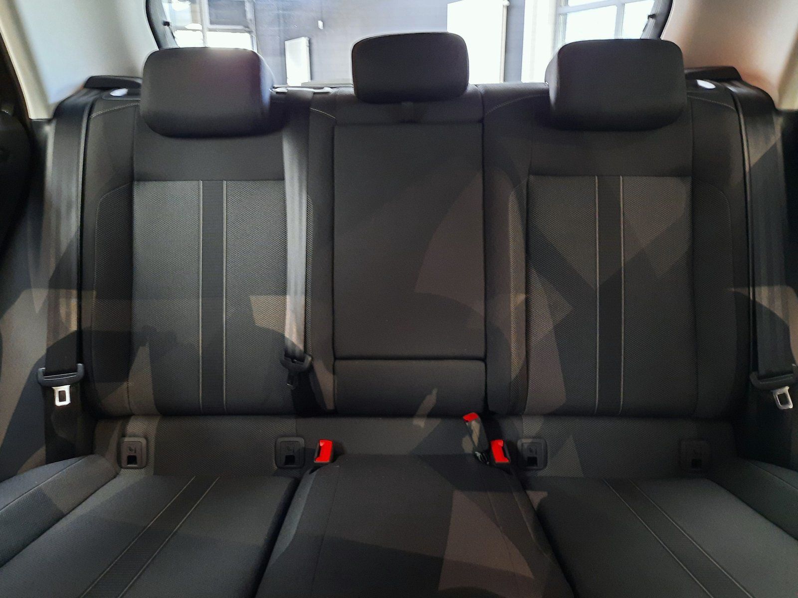 Fahrzeugabbildung Volkswagen T-Roc TSI *AHK*Standhzg*Cam*LED*Sitzhzg*Navi*ACC